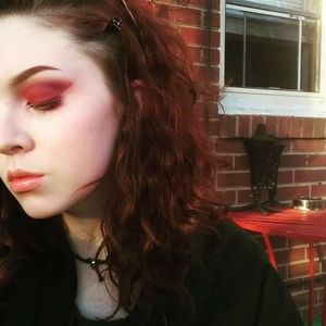 Meet your Posher, Jade